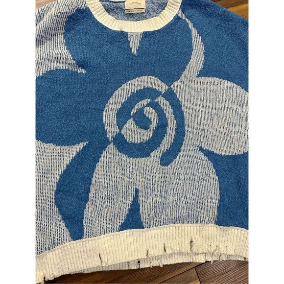 Urban Outfitters UO Esme Jacquard Pullover Sweater size M distressed ove… - Picture 13 of 14